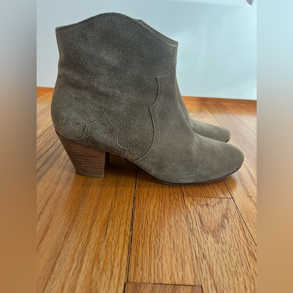 Isabel Marant Dicker Suede Bootie Size 39